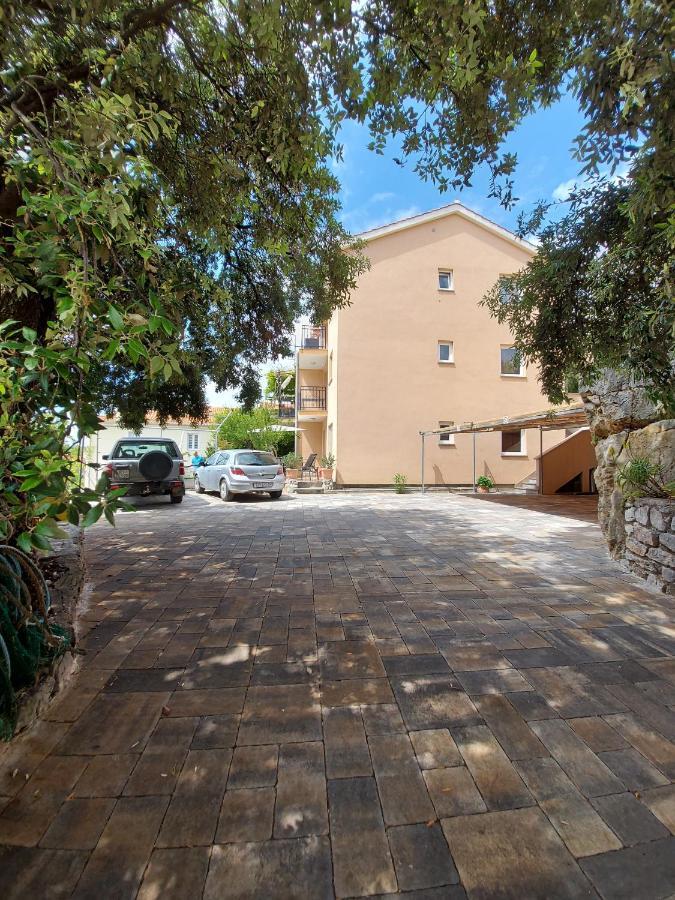 Apartament Sea & Honey Krk Town Zewnętrze zdjęcie