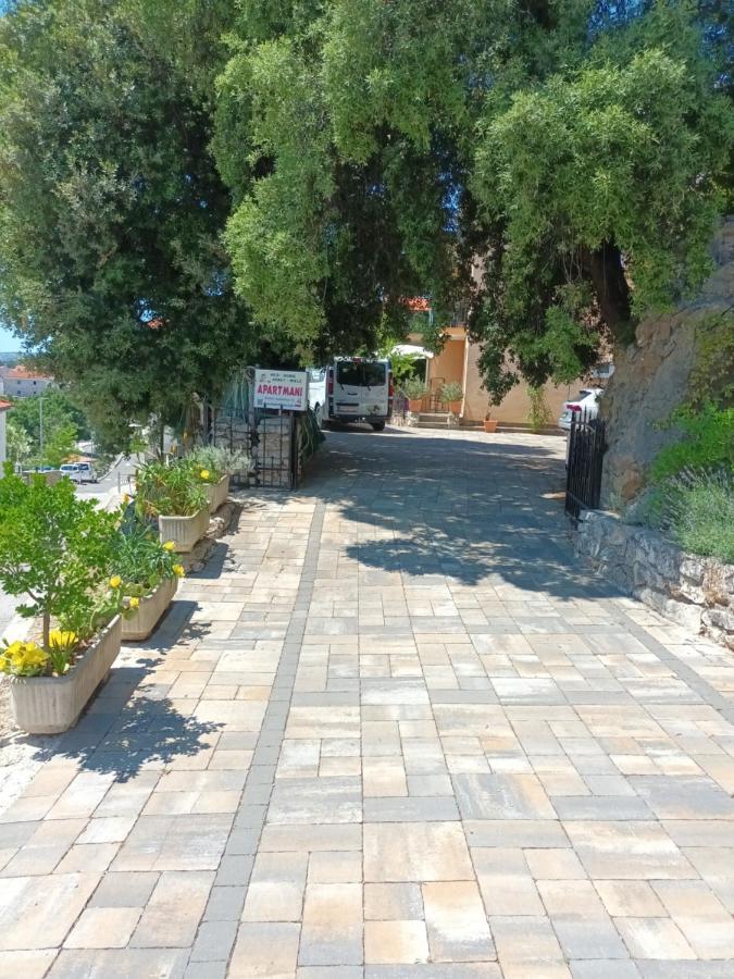 Apartament Sea & Honey Krk Town Zewnętrze zdjęcie