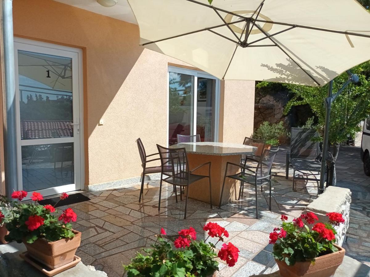 Apartament Sea & Honey Krk Town Zewnętrze zdjęcie